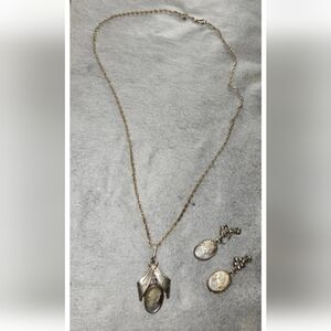 Vintage Sterling Silver & Mother Of Pearl Cameo Necklace Earring Set